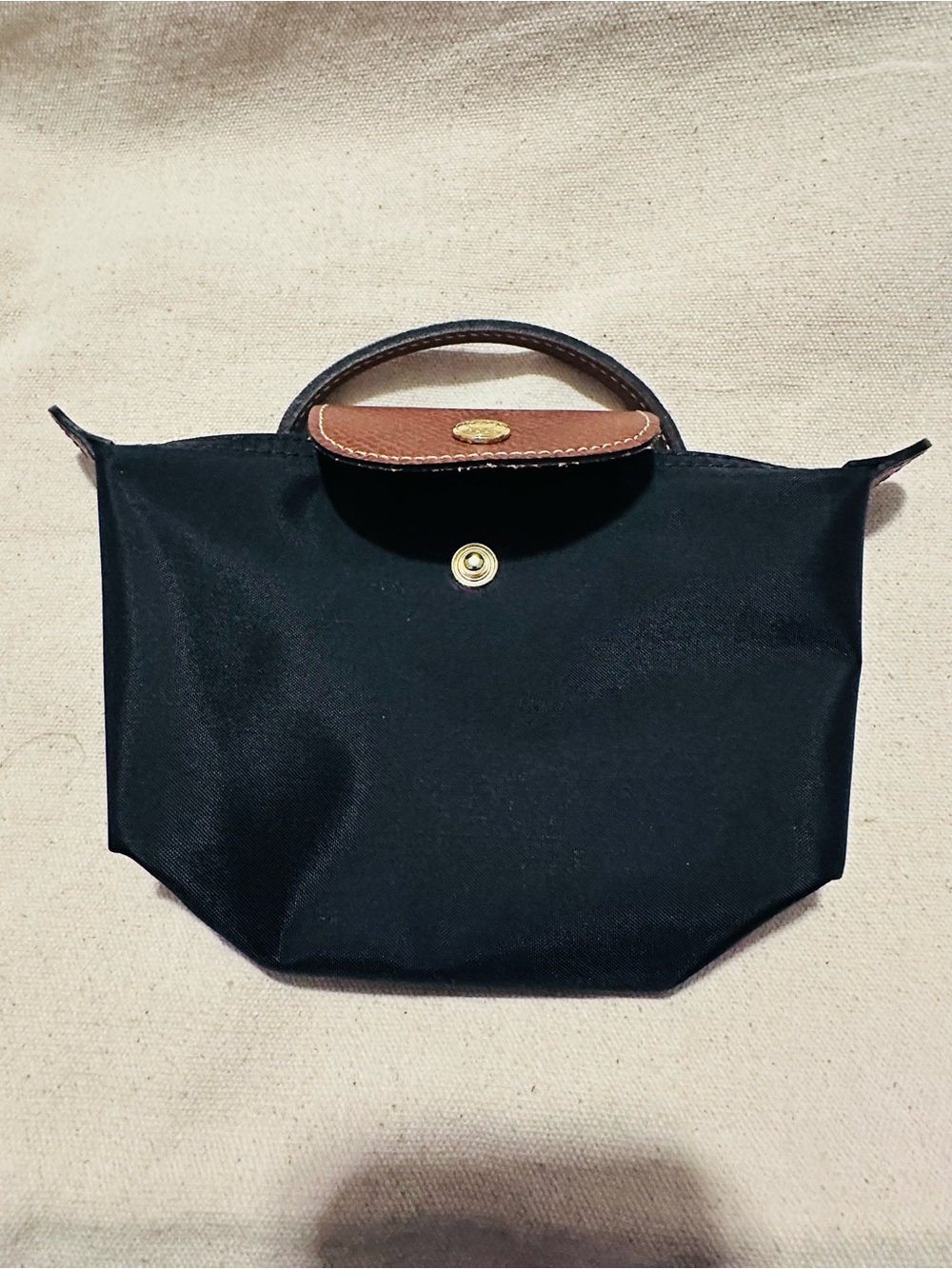 Longchamp | Bag | Long champ Le Pilage Cosmetic Case with Flap | Black - Picture 3 of 7